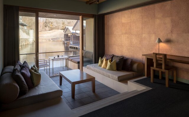 料理人の知識・手捌きを独占する和食版シェフズ・テーブル。「星のや軽井沢」究極のもてなしがここにあり!|TRAVEL 料理人の知識・手捌きを独占する和食版シェフズ・テーブル。「星のや軽井沢」究極のもてなしがここにあり!|TRAVEL