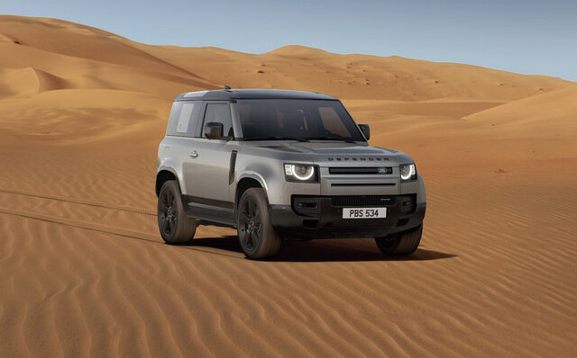 都会の夜に映えるディフェンダーの特別仕様車が登場|Land Rover 都会の夜に映えるディフェンダーの特別仕様車が登場|Land Rover
