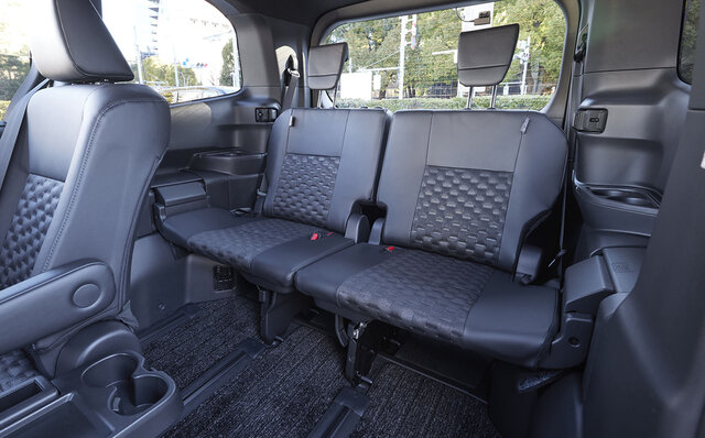 新型トヨタ ヴォクシーに試乗──走りと快適性が大幅に進化｜TOYOTA