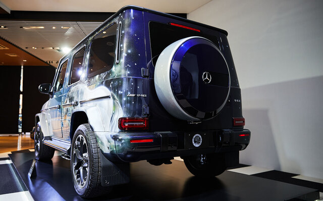 パレス スケートボードとのカプセルコレクションを記念したアートカーが東京に上陸|Mercedes Benz パレス スケートボードとのカプセルコレクションを記念したアートカーが東京に上陸|Mercedes Benz