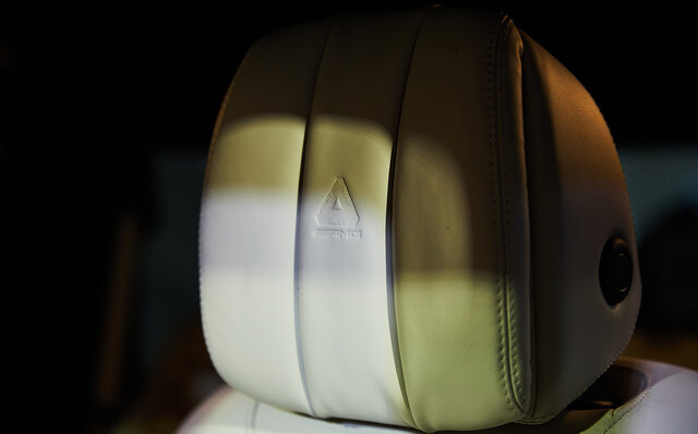 パレス スケートボードとのカプセルコレクションを記念したアートカーが東京に上陸|Mercedes Benz パレス スケートボードとのカプセルコレクションを記念したアートカーが東京に上陸|Mercedes Benz