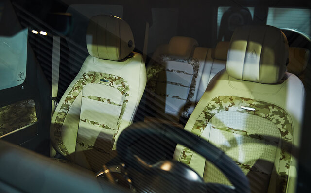 パレス スケートボードとのカプセルコレクションを記念したアートカーが東京に上陸|Mercedes Benz パレス スケートボードとのカプセルコレクションを記念したアートカーが東京に上陸|Mercedes Benz