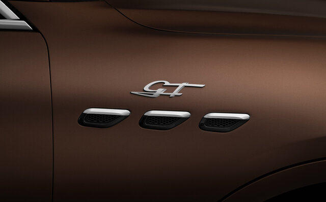 レヴァンテの弟分が登場──マセラティ、新型SUV「グレカーレ」を発表｜Maserati