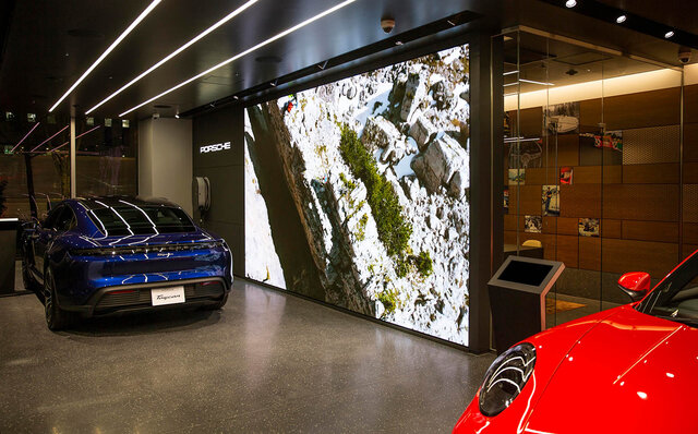 日本初の都市型コンセプトストア「ポルシェスタジオ日本橋」がオープン|Porsche 日本初の都市型コンセプトストア「ポルシェスタジオ日本橋」がオープン|Porsche