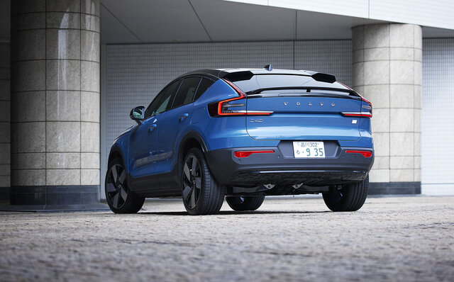 合計出力300kW、0-100km/h加速4.7秒の走りや如何に?──ボルボのBEV「C40」に試乗|VOLVO 合計出力300kW、0-100km/h加速4.7秒の走りや如何に?──ボルボのBEV「C40」に試乗|VOLVO