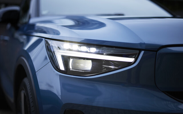 合計出力300kW、0-100km/h加速4.7秒の走りや如何に?──ボルボのBEV「C40」に試乗|VOLVO 合計出力300kW、0-100km/h加速4.7秒の走りや如何に?──ボルボのBEV「C40」に試乗|VOLVO