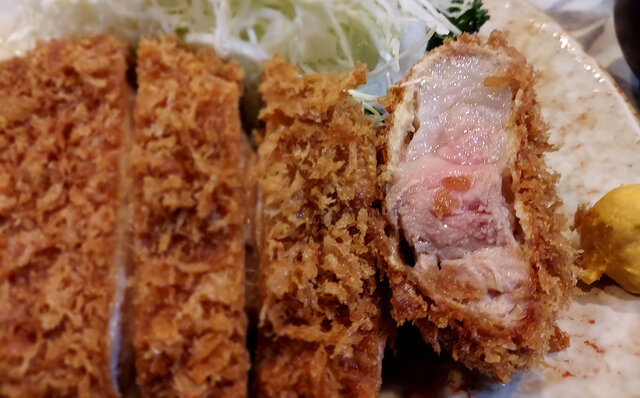 連載エッセイ|#ijichimanのぼやき「豚カツ」 連載エッセイ|#ijichimanのぼやき「豚カツ」
