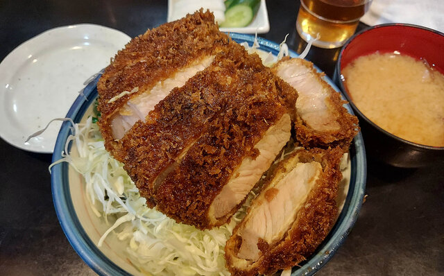 連載エッセイ|#ijichimanのぼやき「豚カツ」 連載エッセイ|#ijichimanのぼやき「豚カツ」