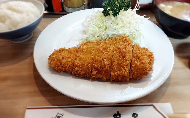 連載エッセイ|#ijichimanのぼやき「豚カツ」 連載エッセイ|#ijichimanのぼやき「豚カツ」