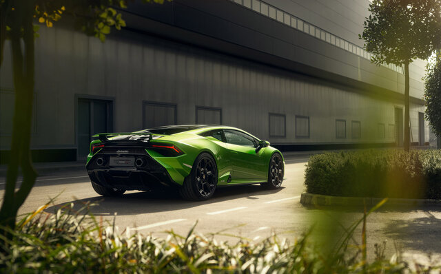 ランボルギーニ ウラカンにV10エンジンを搭載した後輪駆動の新モデル「テクニカ」誕生|Lamborghini ランボルギーニ ウラカンにV10エンジンを搭載した後輪駆動の新モデル「テクニカ」誕生|Lamborghini