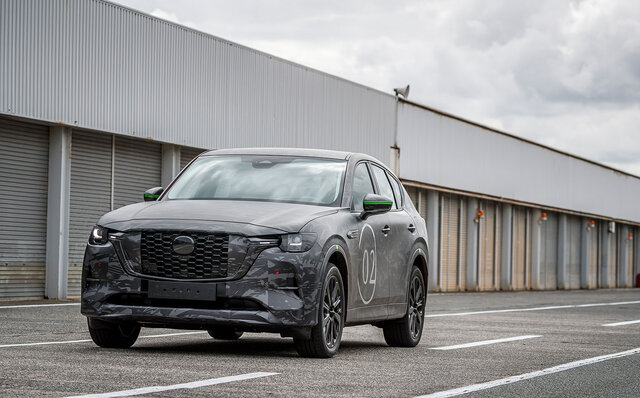 マツダの新型SUV、CX-60のプロトタイプに試乗──ロードスター990Sと同様の足まわりがもたらす走りやいかに?|MAZDA マツダの新型SUV、CX-60のプロトタイプに試乗──ロードスター990Sと同様の足まわりがもたらす走りやいかに?|MAZDA