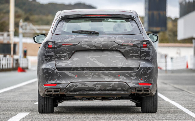 マツダの新型SUV、CX-60のプロトタイプに試乗──ロードスター990Sと同様の足まわりがもたらす走りやいかに?|MAZDA マツダの新型SUV、CX-60のプロトタイプに試乗──ロードスター990Sと同様の足まわりがもたらす走りやいかに?|MAZDA