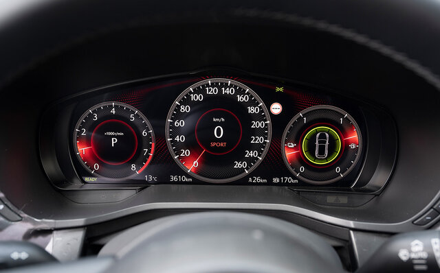 マツダの新型SUV、CX-60のプロトタイプに試乗──ロードスター990Sと同様の足まわりがもたらす走りやいかに?|MAZDA マツダの新型SUV、CX-60のプロトタイプに試乗──ロードスター990Sと同様の足まわりがもたらす走りやいかに?|MAZDA