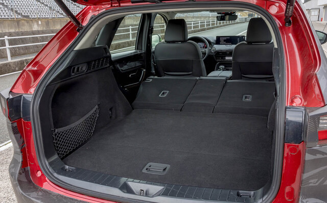 マツダの新型SUV、CX-60のプロトタイプに試乗──ロードスター990Sと同様の足まわりがもたらす走りやいかに?|MAZDA マツダの新型SUV、CX-60のプロトタイプに試乗──ロードスター990Sと同様の足まわりがもたらす走りやいかに?|MAZDA