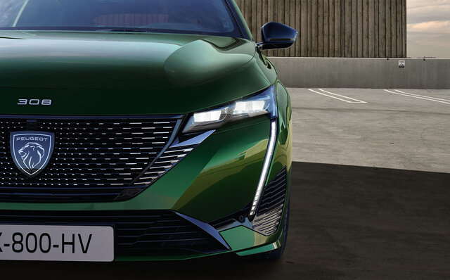 ステランティスが新型プジョー308と308SWの日本での販売を開始|PEUGEOT ステランティスが新型プジョー308と308SWの日本での販売を開始|PEUGEOT