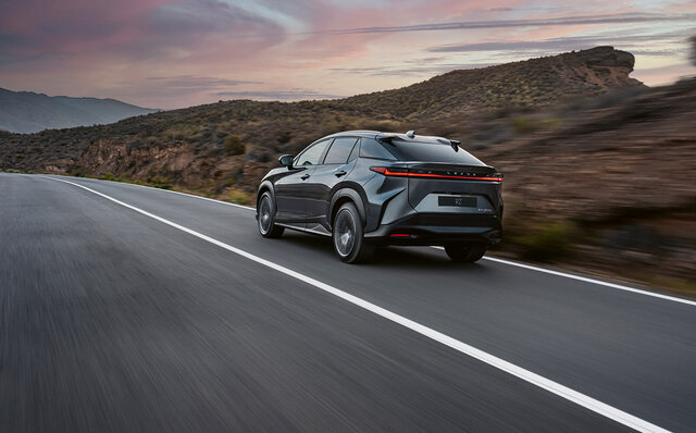 レクサス初となるバッテリーEV専用モデル「RZ」がワールドプレミア|LEXUS レクサス初となるバッテリーEV専用モデル「RZ」がワールドプレミア|LEXUS