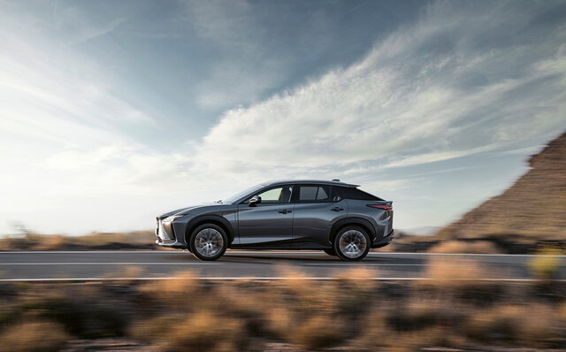 レクサス初となるバッテリーEV専用モデル「RZ」がワールドプレミア|LEXUS レクサス初となるバッテリーEV専用モデル「RZ」がワールドプレミア|LEXUS