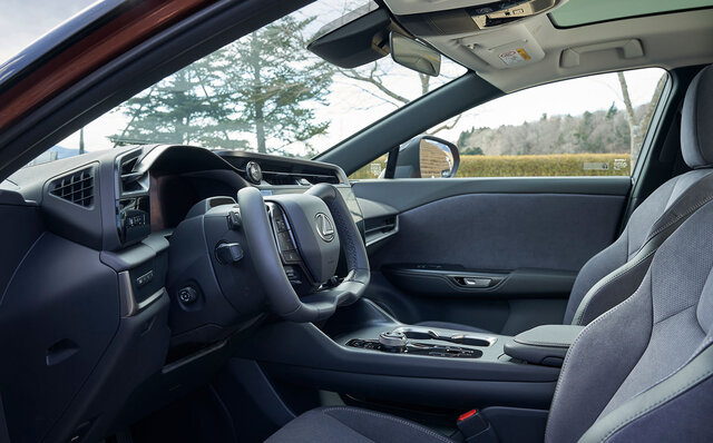 レクサス初となるバッテリーEV専用モデル「RZ」がワールドプレミア|LEXUS レクサス初となるバッテリーEV専用モデル「RZ」がワールドプレミア|LEXUS