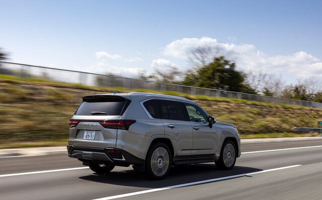 劇的に進化した新型レクサスLX、その乗り味をリポート|LEXUS 劇的に進化した新型レクサスLX、その乗り味をリポート|LEXUS