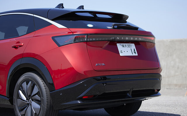 日産渾身のBEV「アリア」についに試乗、その走りをリポート｜NISSAN