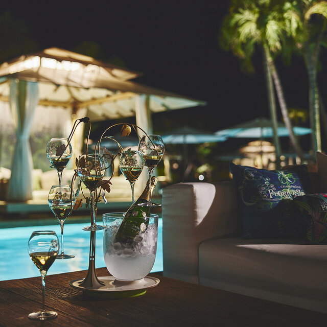 石垣の夜が変わる！　ナイトプール with ペリエ ジュエ｜ANA INTERCONTINENTAL ISHIGAKI RESORT
