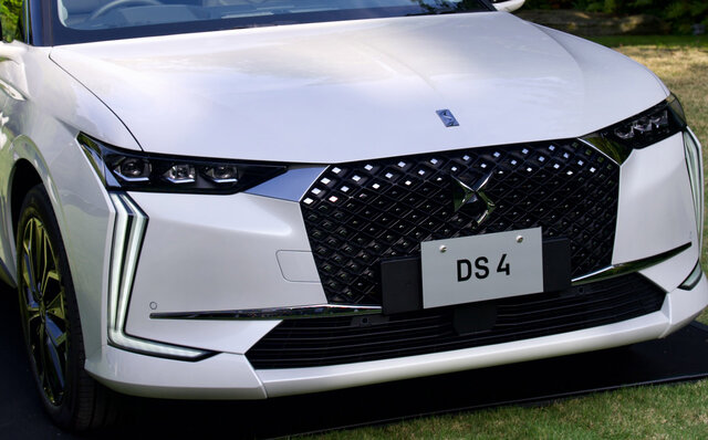 世界で最も美しいクルマに選定──DS 4が日本上陸|DS 世界で最も美しいクルマに選定──DS 4が日本上陸|DS
