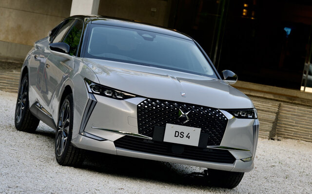世界で最も美しいクルマに選定──DS 4が日本上陸|DS 世界で最も美しいクルマに選定──DS 4が日本上陸|DS