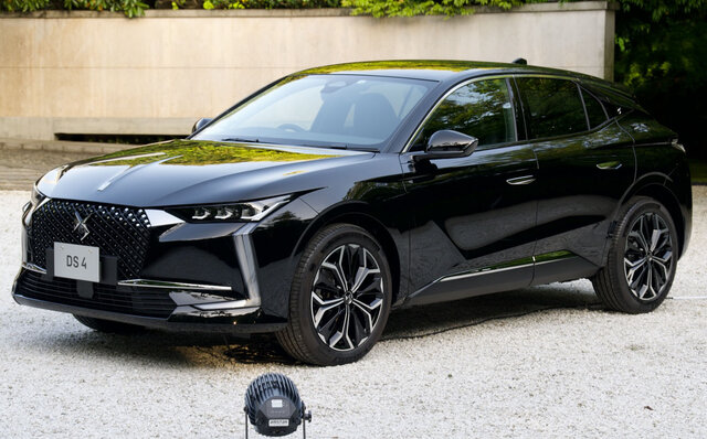 世界で最も美しいクルマに選定──DS 4が日本上陸|DS 世界で最も美しいクルマに選定──DS 4が日本上陸|DS
