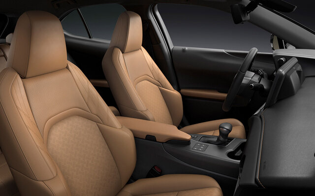 レクサス、新型UXをワールドプレミア。日本では2022年夏ごろ発売|LEXUS レクサス、新型UXをワールドプレミア。日本では2022年夏ごろ発売|LEXUS
