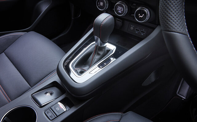 ルノー アルカナに試乗──F1マシン由来のハイブリッドシステムを搭載したクーペSUVの走りとは？｜Renault