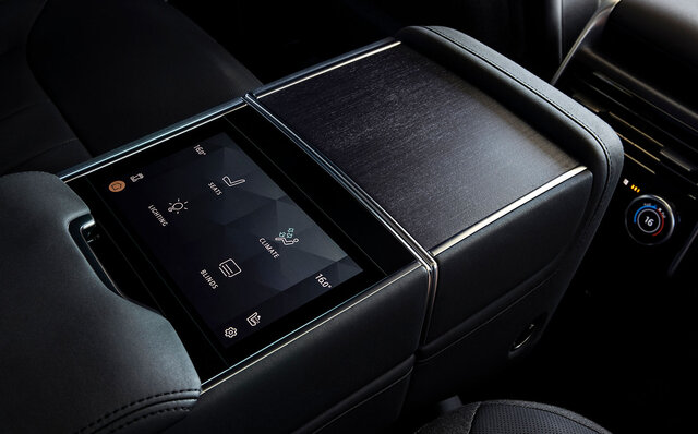 新型レンジローバーに試乗──まさに世界一ぜいたくなSUVといえる出来映え｜Land Rover