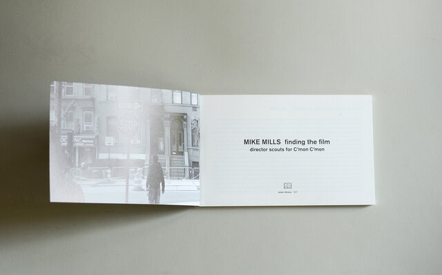 マイク・ミルズの新作映画「カモンカモン」のロケハンを一冊に｜relax library