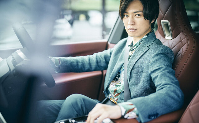 俳優 桐山漣、BMWのフラッグシップBEV「iX」を堪能する|BMW 俳優 桐山漣、BMWのフラッグシップBEV「iX」を堪能する|BMW