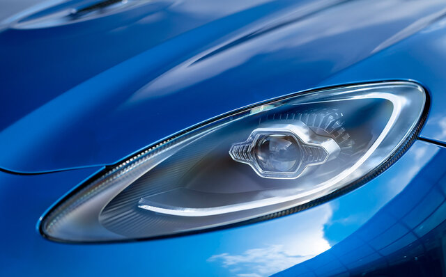 世界でもっともパワフルなSUV「アストンマーティンDBX707」に試乗──オーバー700psのパワーがもたらす走りとは｜ASTON MARTIN