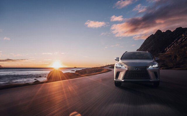次世代レクサス第4弾モデル「RX」がワールドプレミア|LEXUS 次世代レクサス第4弾モデル「RX」がワールドプレミア|LEXUS