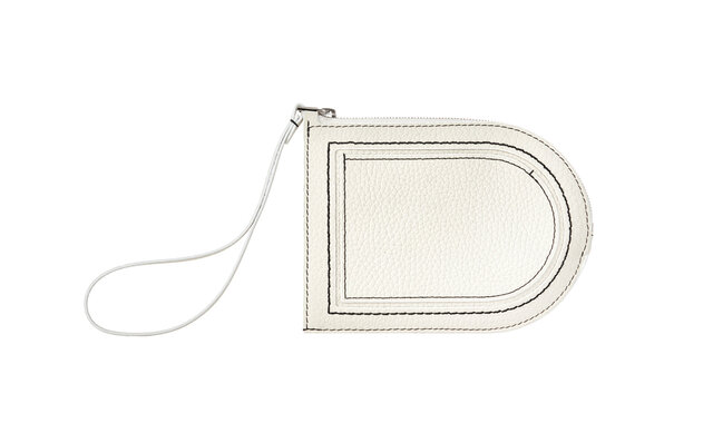 予測不可能な新しい旅への招待 デルヴォーがポップアップストアを表参道ヒルズにオープン❘DELVAUX 予測不可能な新しい旅への招待 デルヴォーがポップアップストアを表参道ヒルズにオープン❘DELVAUX