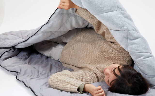 老舗寝具メーカー西川が、洗えるダウン寝袋「西川本気寝袋」を開発。自宅のふとんで寝ているような快適な寝心地を実現｜NISHIKAWA