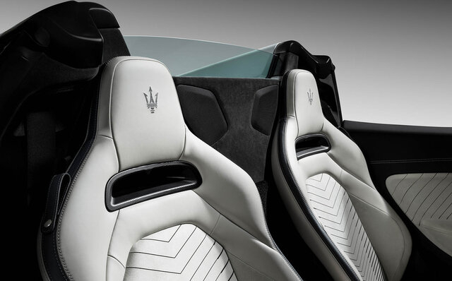 マセラティ MC20チェロに試乗──サーキットからリゾートまで何にでも使える万能スーパースポーツ｜Maserati