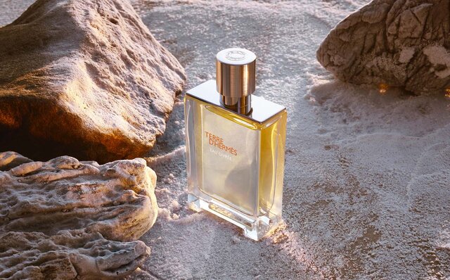 エルメスから新作フレグランス「テール ドゥ エルメス オー ジヴレー」誕生。真新しい生命力に満ちた香りを表現｜HERMÈS
