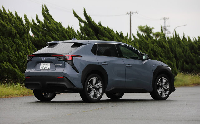 トヨタとスバルが共同開発したSUV型BEV、bZ4Xとソルテラに試乗　その乗り味の違いに迫る｜TOYOTA  SUBARU