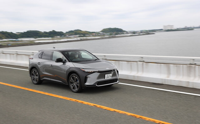 トヨタとスバルが共同開発したSUV型BEV、bZ4Xとソルテラに試乗　その乗り味の違いに迫る｜TOYOTA  SUBARU
