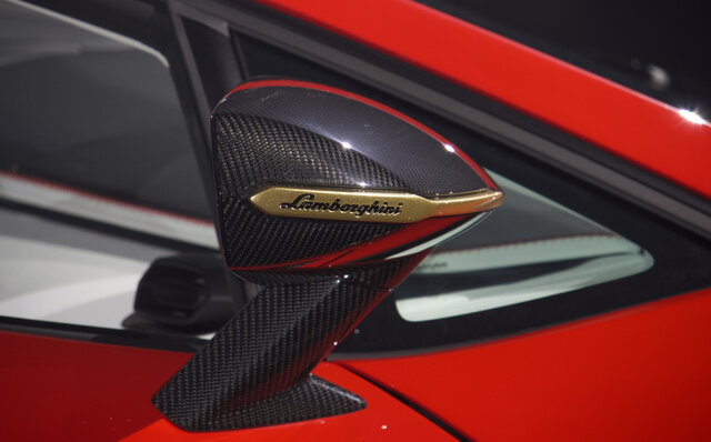 48Vハイブリッドの新型「カウンタック」が日本上陸｜Lamborghini