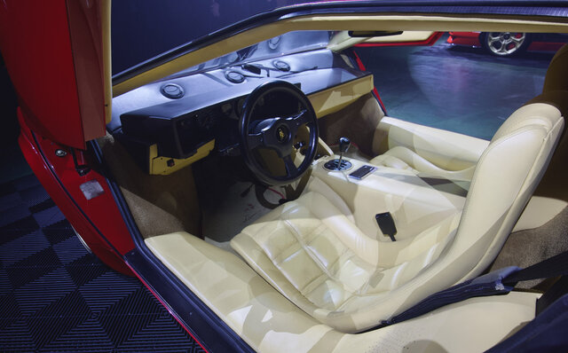 48Vハイブリッドの新型「カウンタック」が日本上陸｜Lamborghini