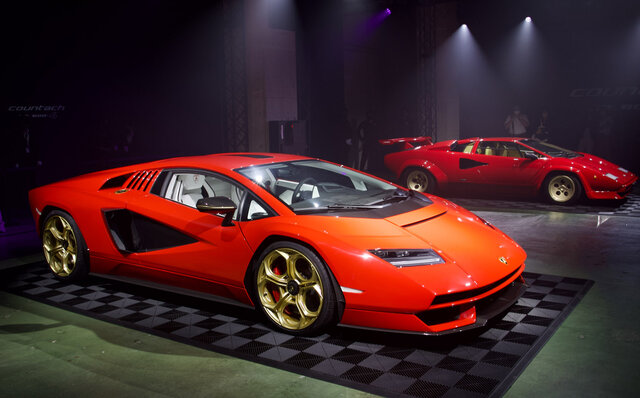 48Vハイブリッドの新型「カウンタック」が日本上陸｜Lamborghini