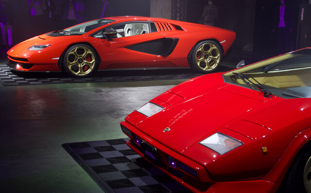 48Vハイブリッドの新型「カウンタック」が日本上陸｜Lamborghini