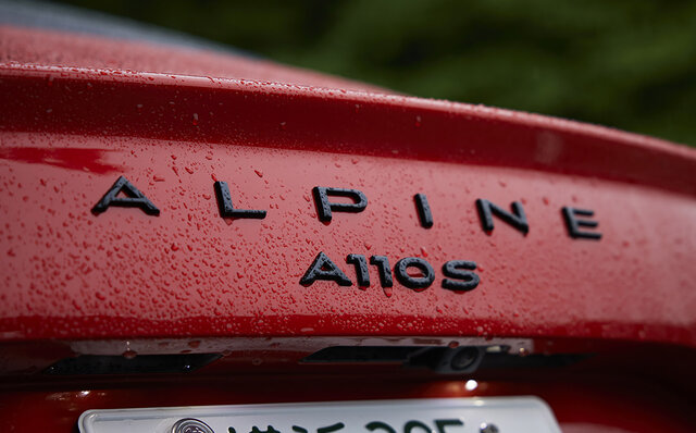 新型アルピーヌA110に試乗──“110GT”と“110S” その違いに迫る｜Alpine
