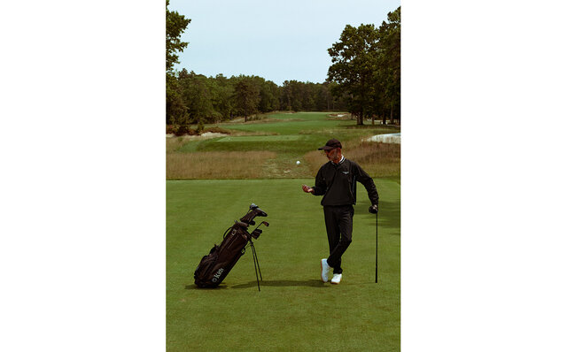 KithとTaylorMadeによるゴルフコレクションが登場。アパレルからゴルフクラブまで幅広いアイテムを展開｜Kith