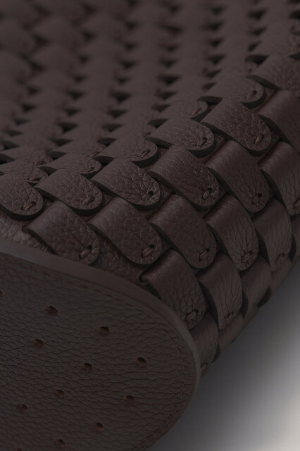 デルヴォーから、新たな技術を取り入れた新作コレクション「THE LEATHER MASTERY」登場｜DELVAUX