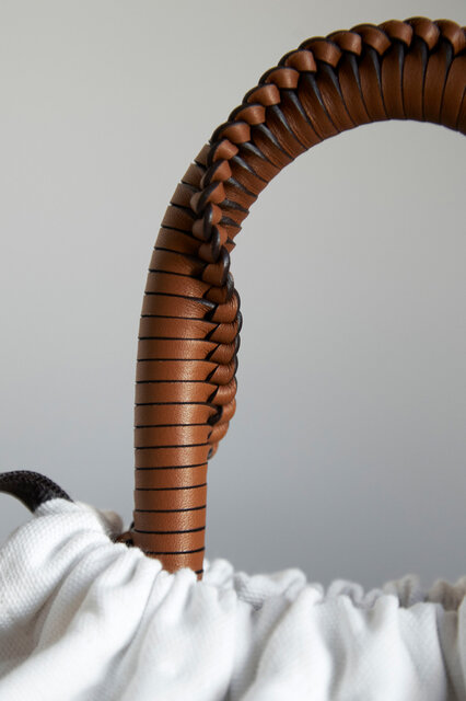 デルヴォーから、新たな技術を取り入れた新作コレクション「THE LEATHER MASTERY」登場｜DELVAUX