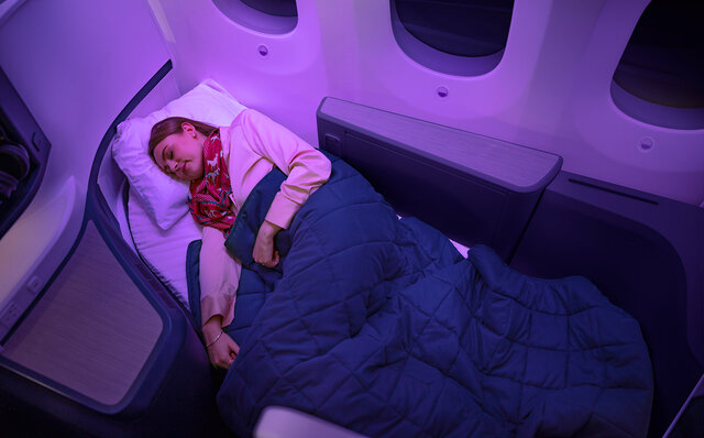 エコノミークラスでもベッドで横たわれる?! ニュージーランド航空が新シートを発表｜Air New Zealand